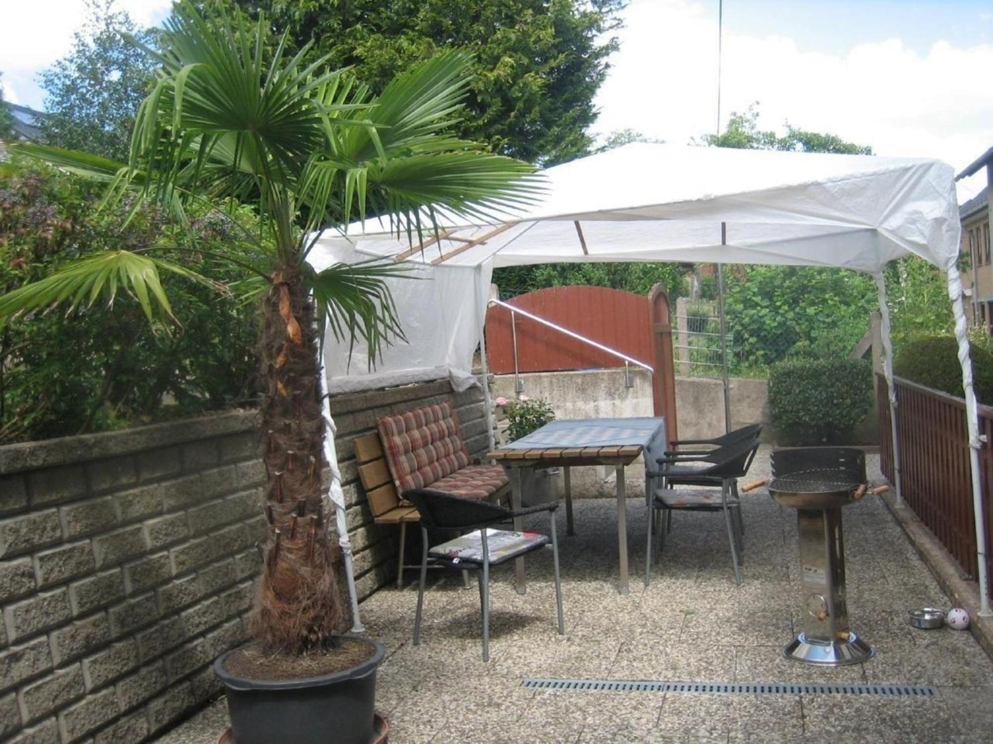 Grosse Wohnung In Polle Mit Garten Und Grill Bagian luar foto